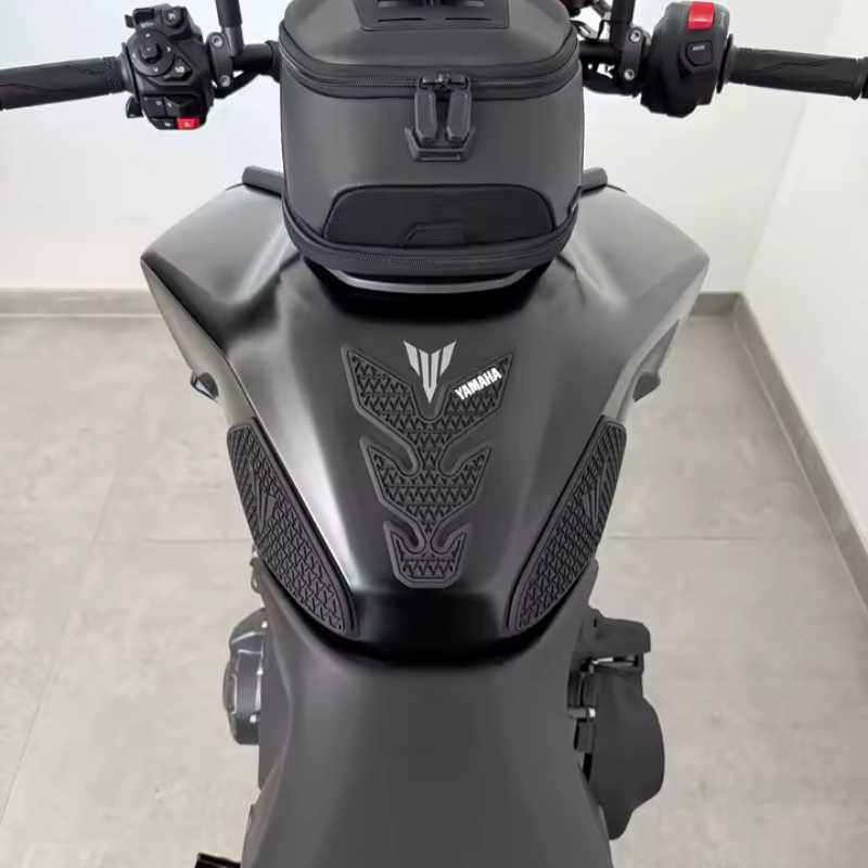 Tank Grip Pad - Yamaha MT-09 - 2021 to 2025