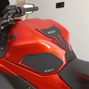 Tank Grip Pad - Kawasaki Z 650 - 2017 to 2025