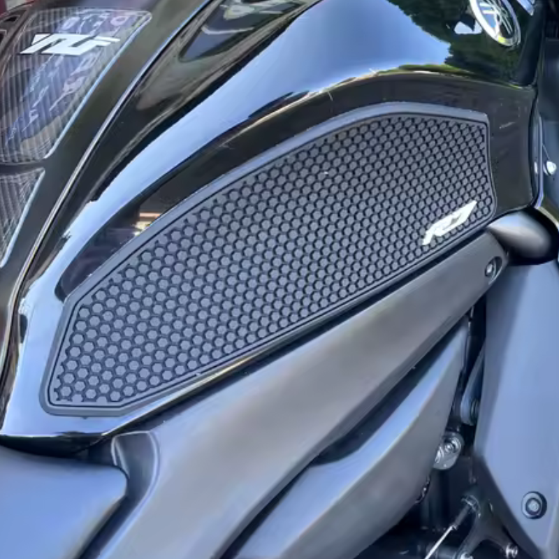 Tank Grip Pad - Yamaha YZF-R7 - 2021 to 2025