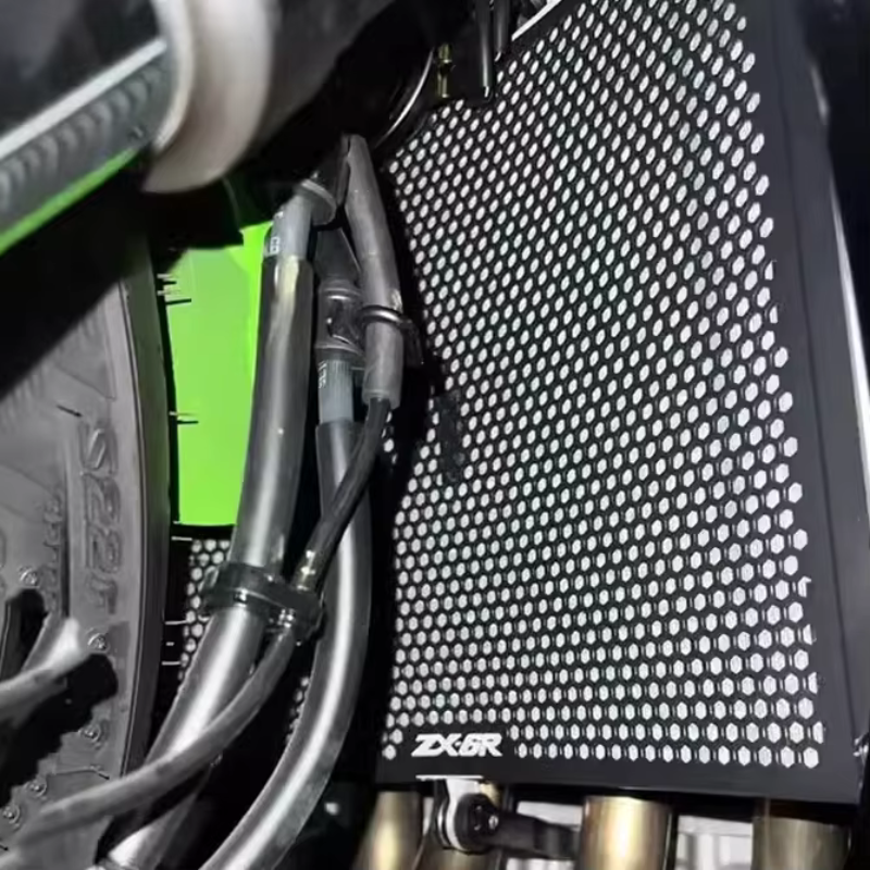 Radiator Guard - Kawasaki ZX-6R - 2013 to 2025