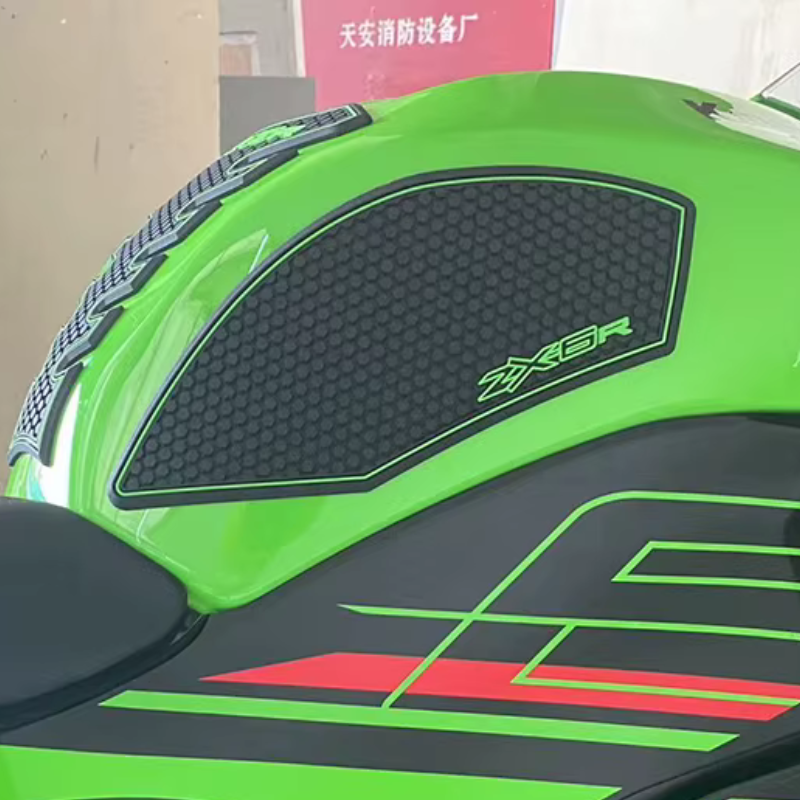Tank Grip Pad - Kawasaki ZX-6R - 2019 to 2024